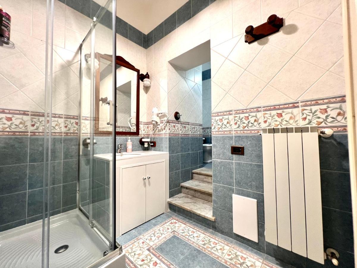 Domus Elena - Plebiscito Apartment Наполи Екстериор снимка